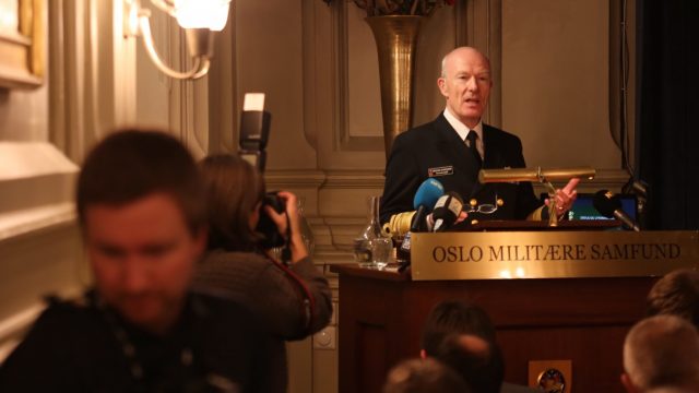 – Vi må kutte i beredskapen