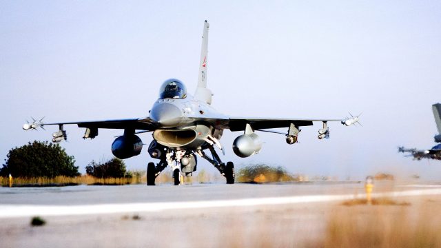 Fly fra sju NATO-land trente på luftkamp