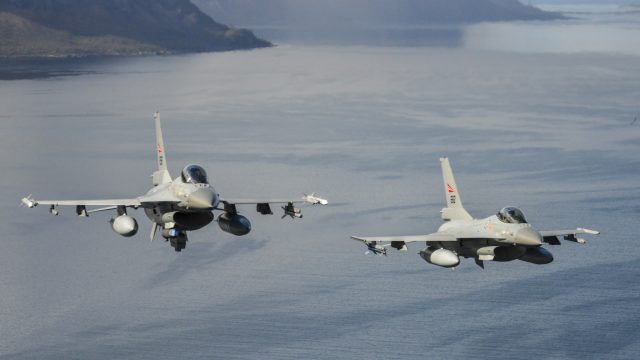 Norske F-16 identifiserte russiske jagerfly
