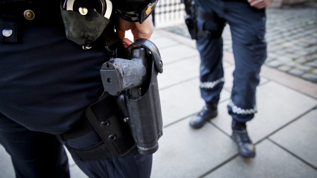 —  Norsk politi bør bevæpnes